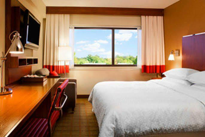 Anz Hotel Scranton